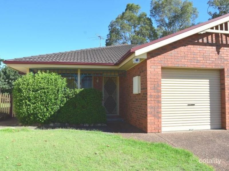 1/10 Quinton Cl, Rutherford, NSW 2320