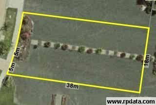 4 Bridgewater Bvd, Berwick, VIC 3806