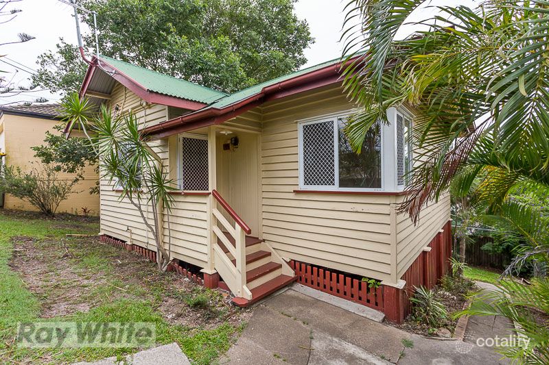 25 Quirinal Cres, Seven Hills, QLD 4170