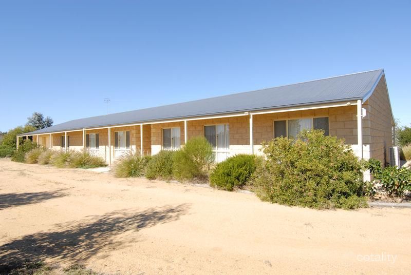 133-137 Hetherington St, Deniliquin, NSW 2710