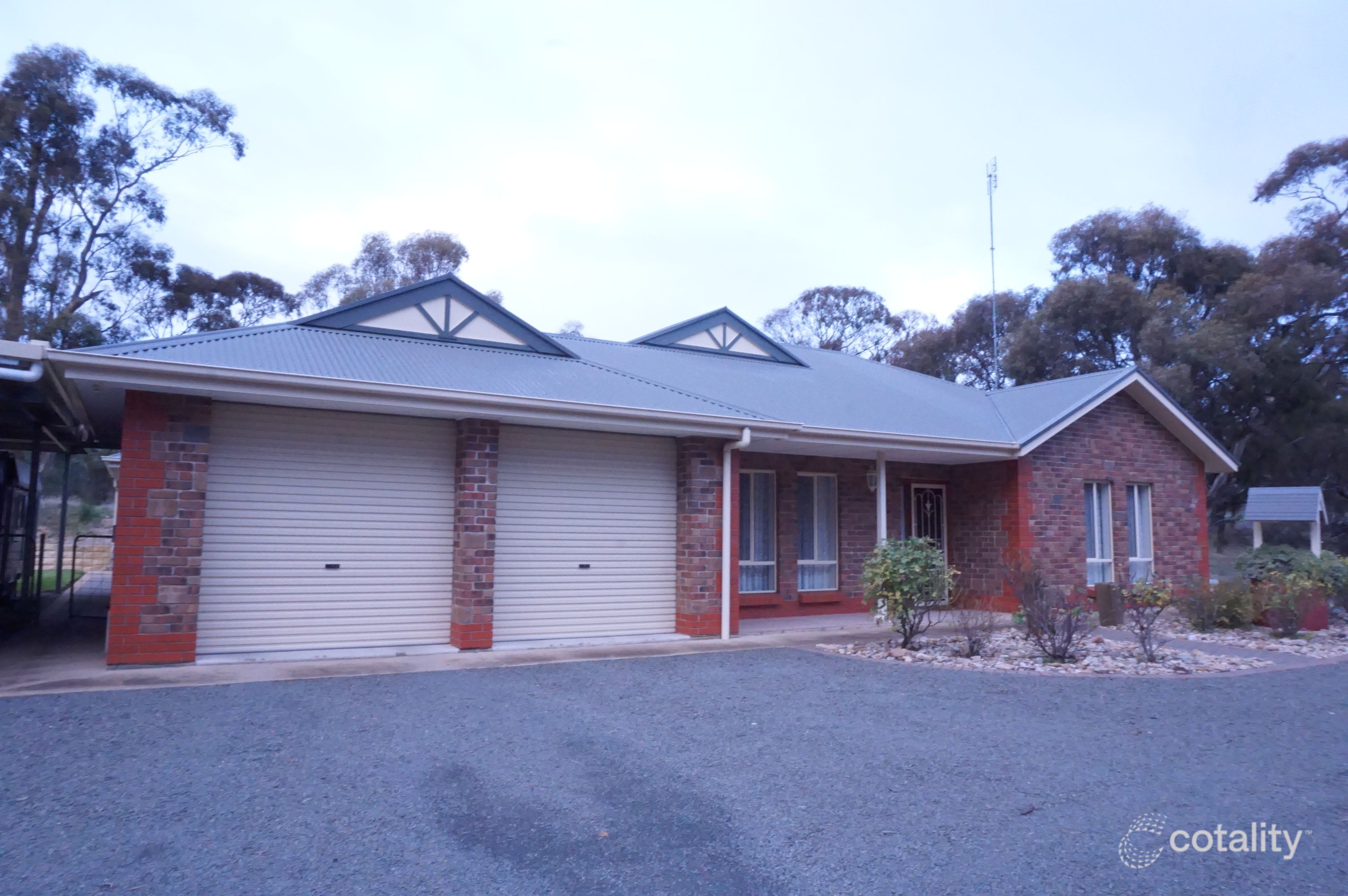 16 Norman Dr, Stanley Flat, SA 5453