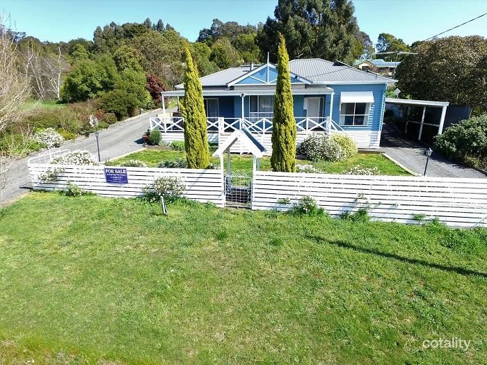 28 Church St, Mount Egerton, VIC 3352