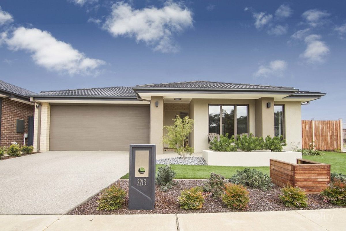 2213 Warralily Bvd, Armstrong Creek, VIC 3217