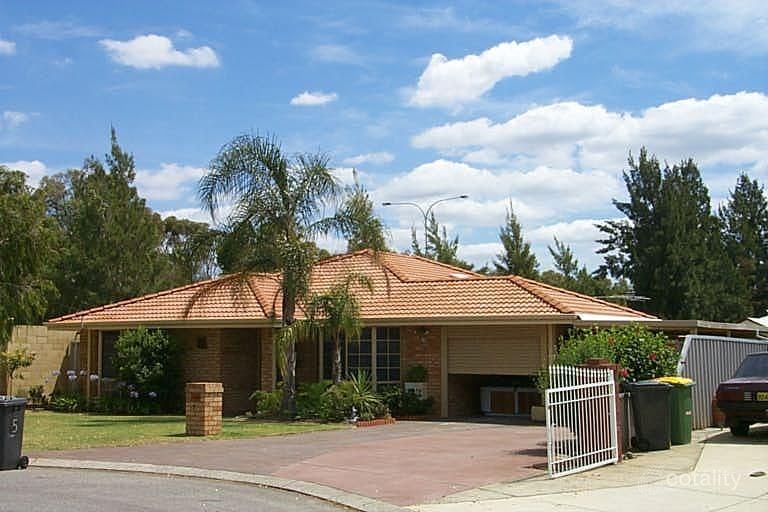 5 Kirk Cl, Camillo, WA 6111