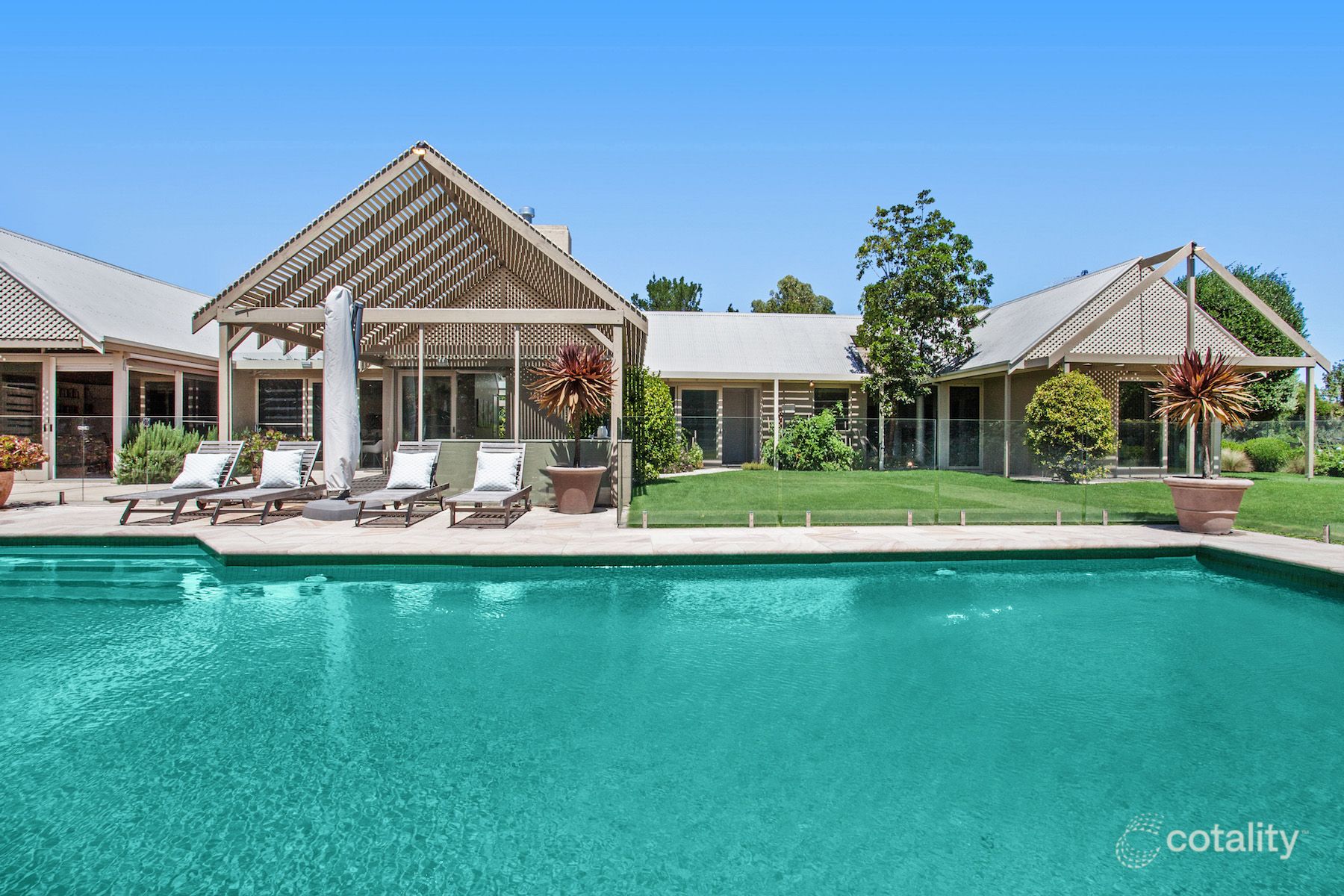 42 Macgregor Ave, Portsea, VIC 3944