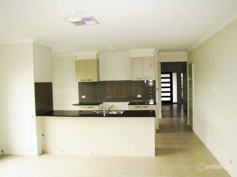 68 Cravens Rd, Mernda, VIC 3754