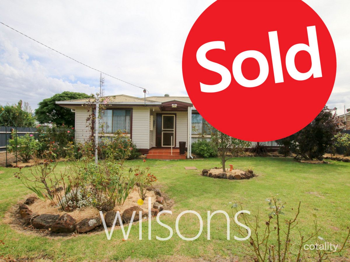 4 Townsend St, Mortlake, VIC 3272