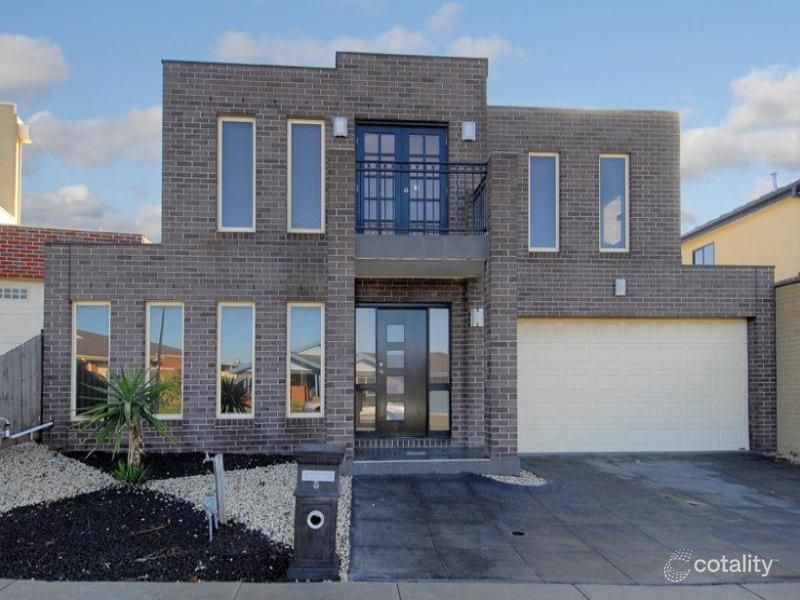 5 Bentley Ave, Roxburgh Park, VIC 3064