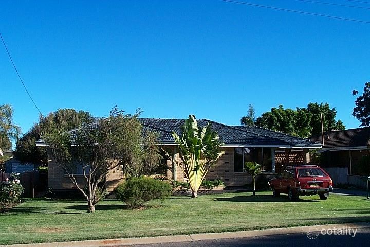 115 Railway St, Bluff Point, WA 6530