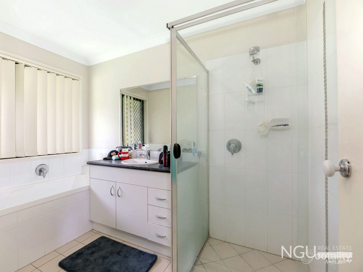 30 Chanel Ct, Wulkuraka, QLD 4305