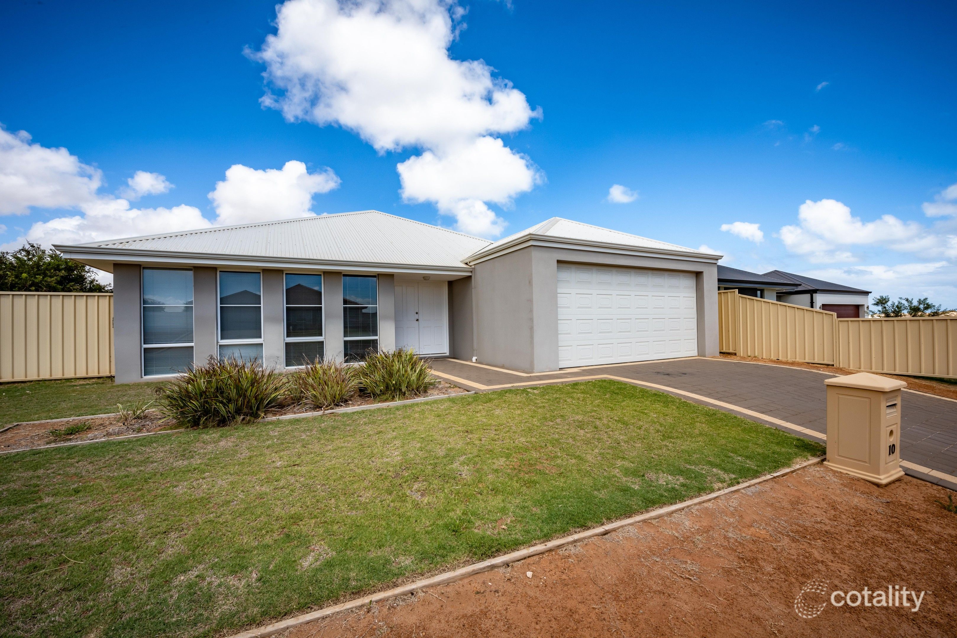 10 Moorings Loop, Sunset Beach, WA 6530