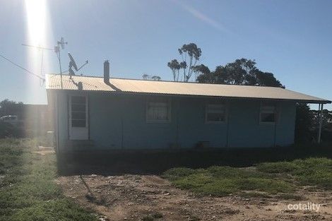 134 Crabb Rd, Lower Light, SA 5501