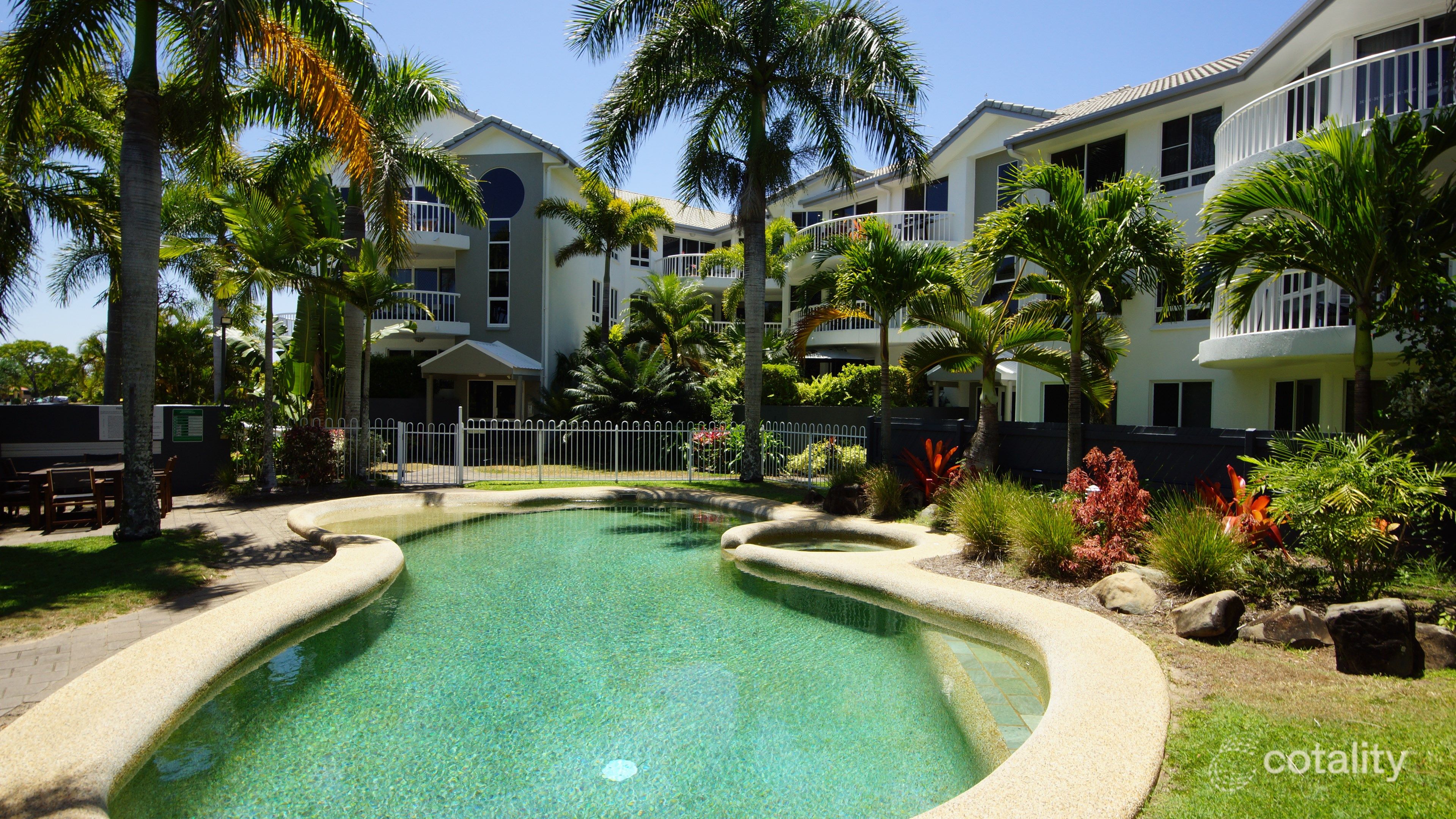 11/4 Prudhoe St, East Mackay, QLD 4740