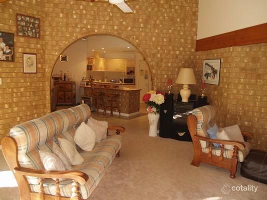 16 Griffiths Pl, Araluen, NT 0870