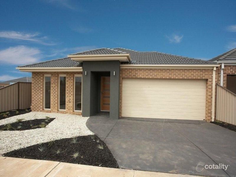 4 Burnett Cl, Taylors Hill, VIC 3037