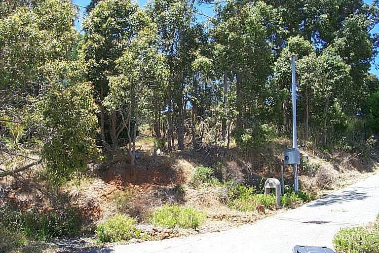 30 Kundyl Ct, Kelmscott, WA 6111