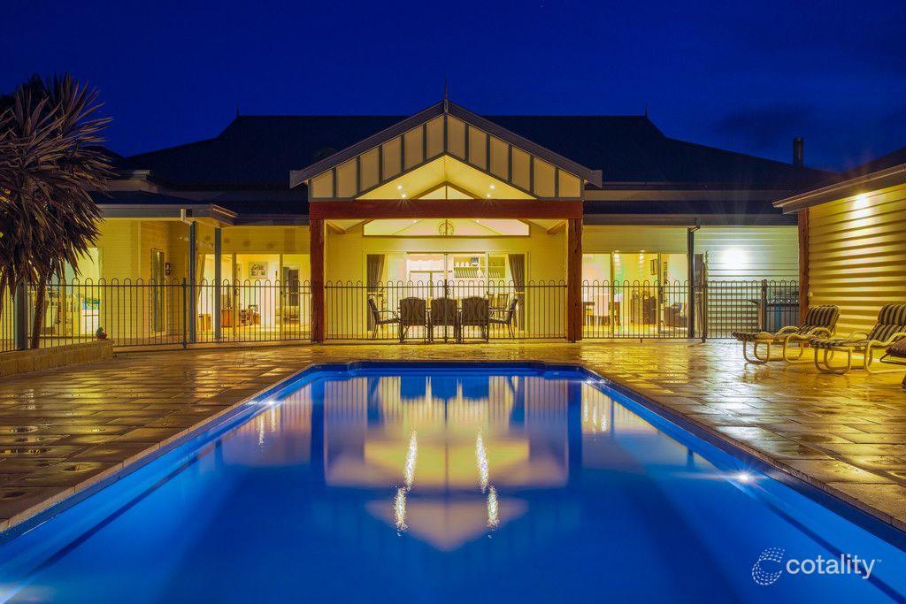 52 Oaklands Rd, Pambula, NSW 2549
