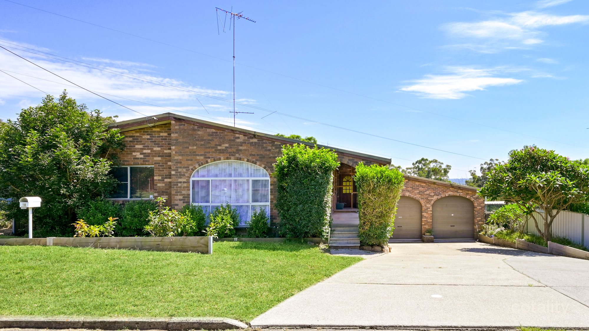 10 Seventh St, Warragamba, NSW 2752