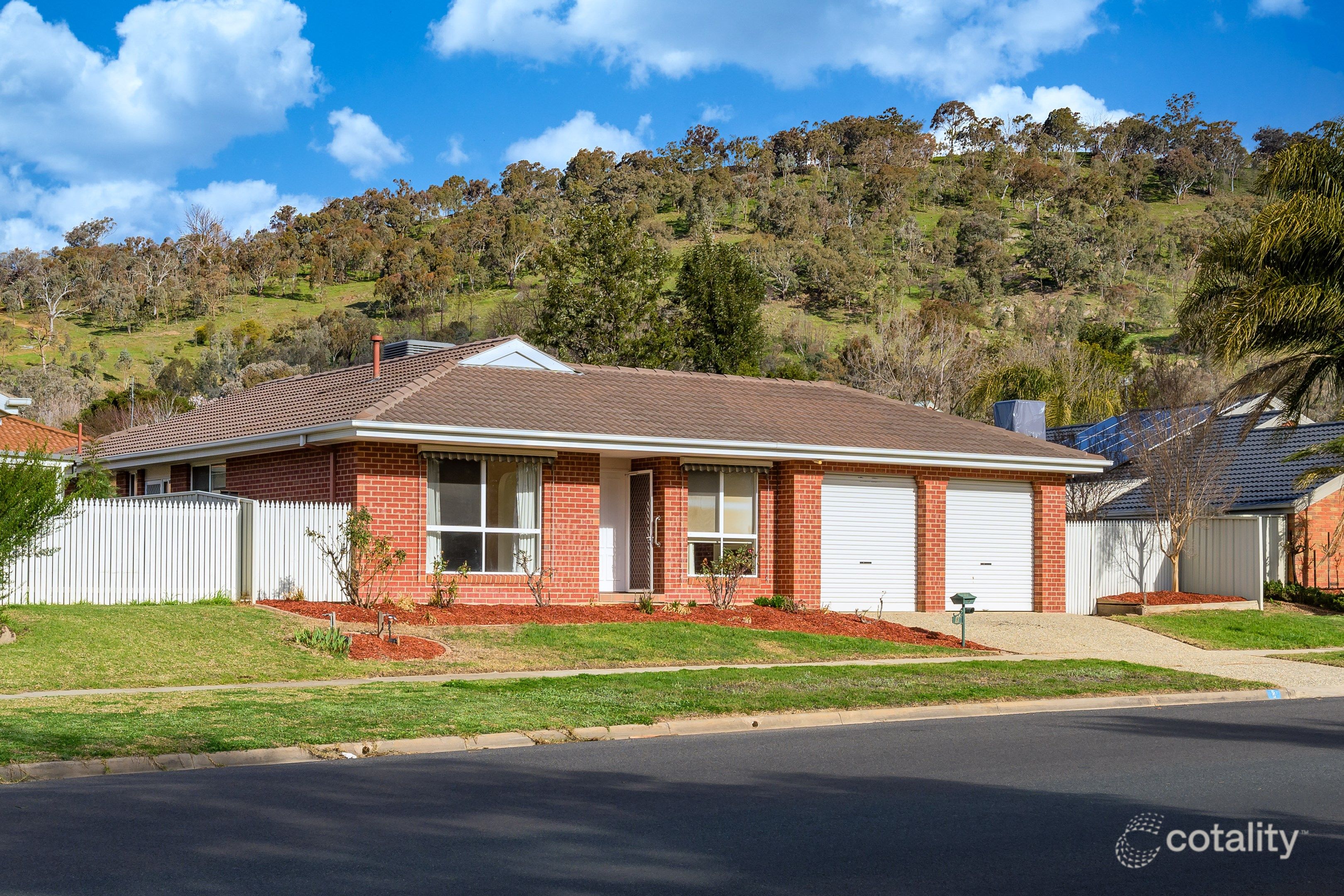 8 Macpherson St, West Wodonga, VIC 3690