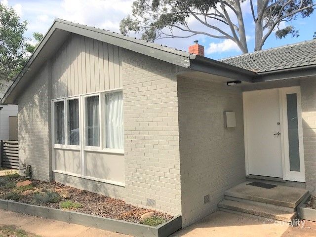 7 Maygar St, Hughes, ACT 2605