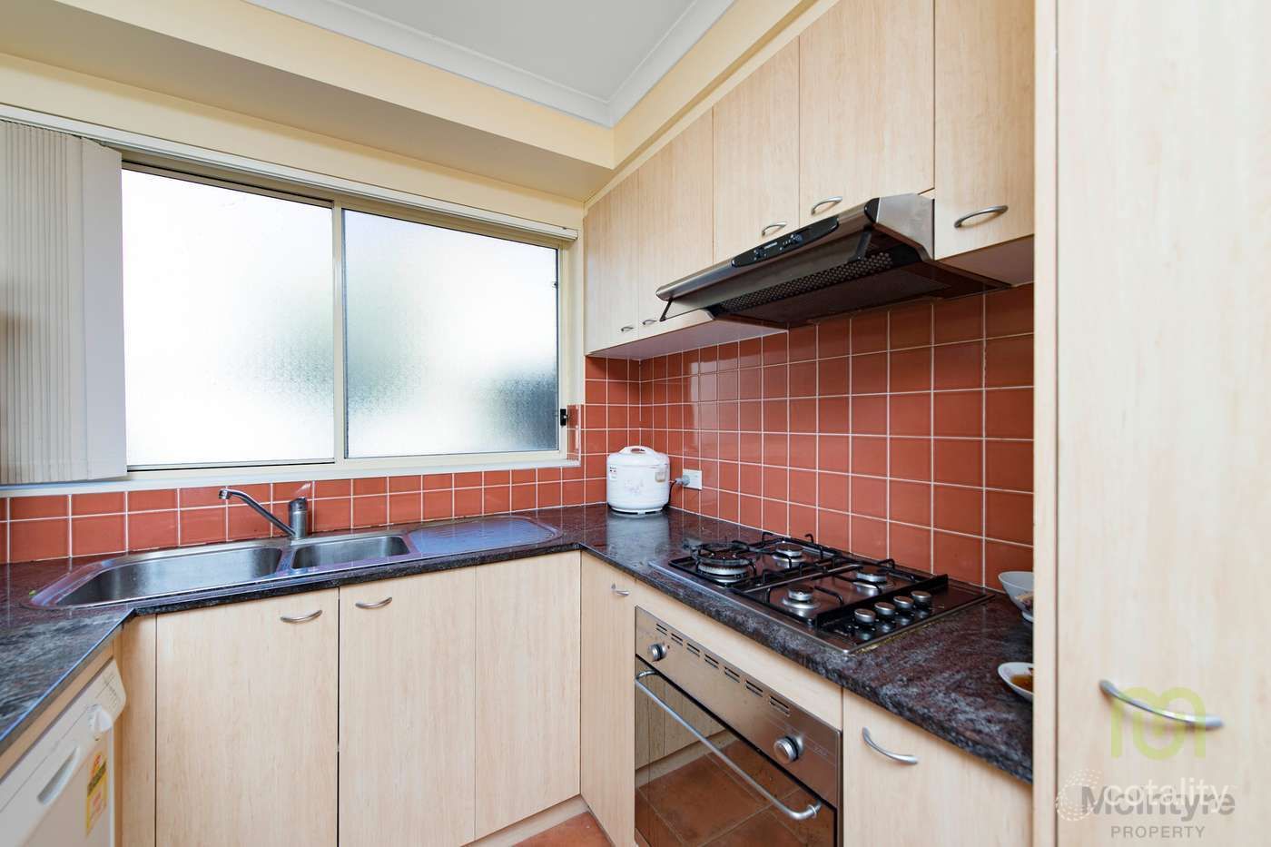 2/46 Shumack St, Weetangera, ACT 2614