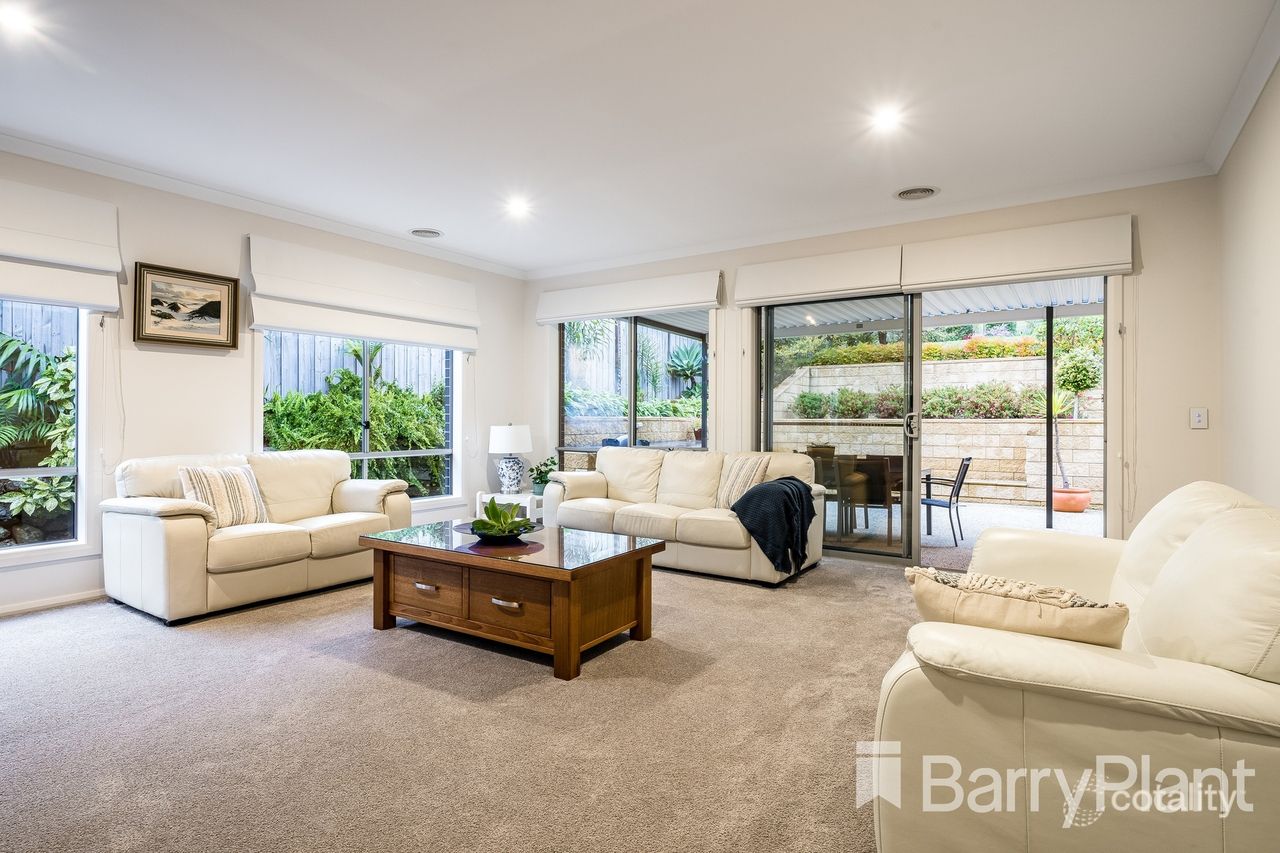 6 Meadow Ct, Highton, VIC 3216