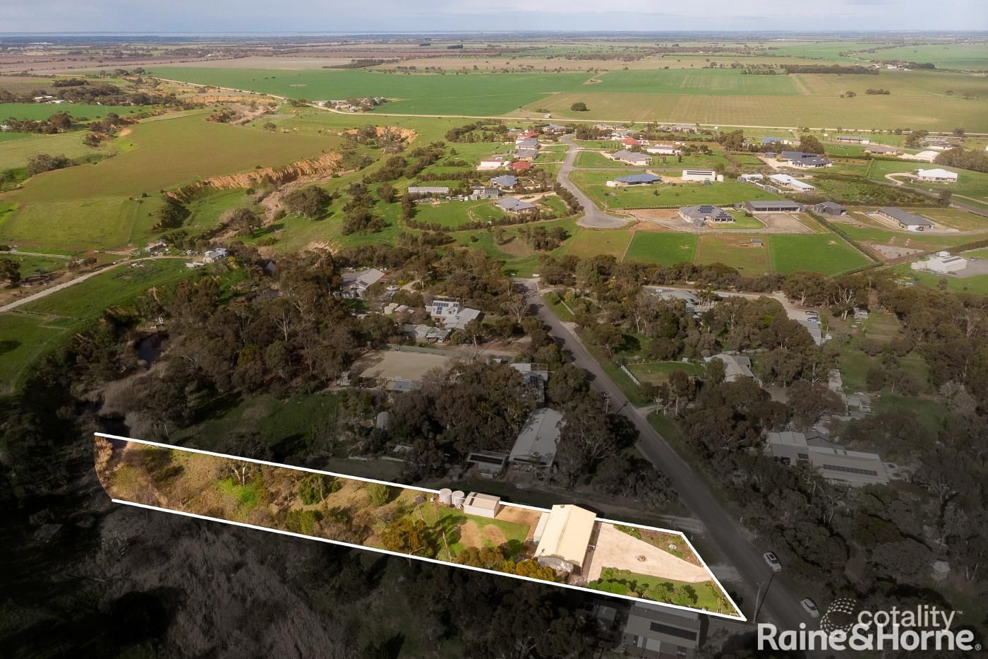 7 Jacob Rd, Willyaroo, SA 5255