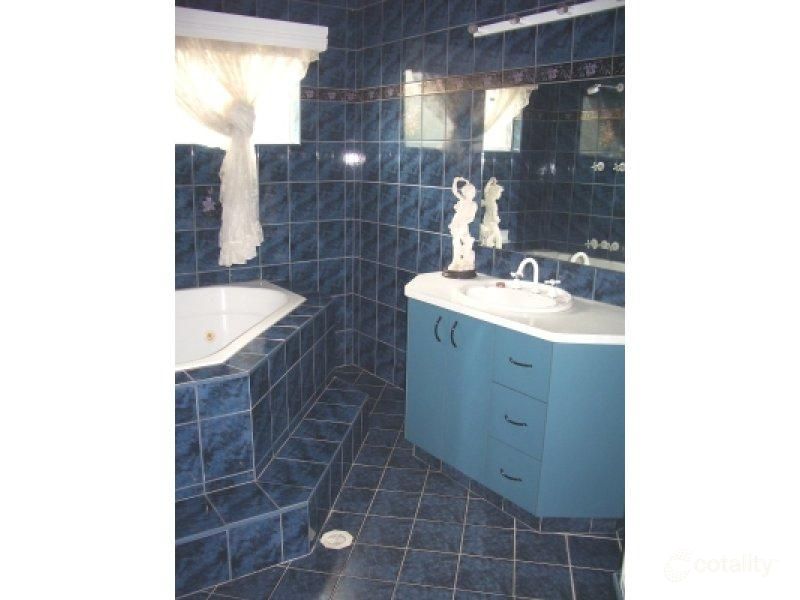 25 Makryllos Cct, Tiwi, NT 0810