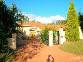 18 Oldfield Pl, Brookfield, QLD 4069