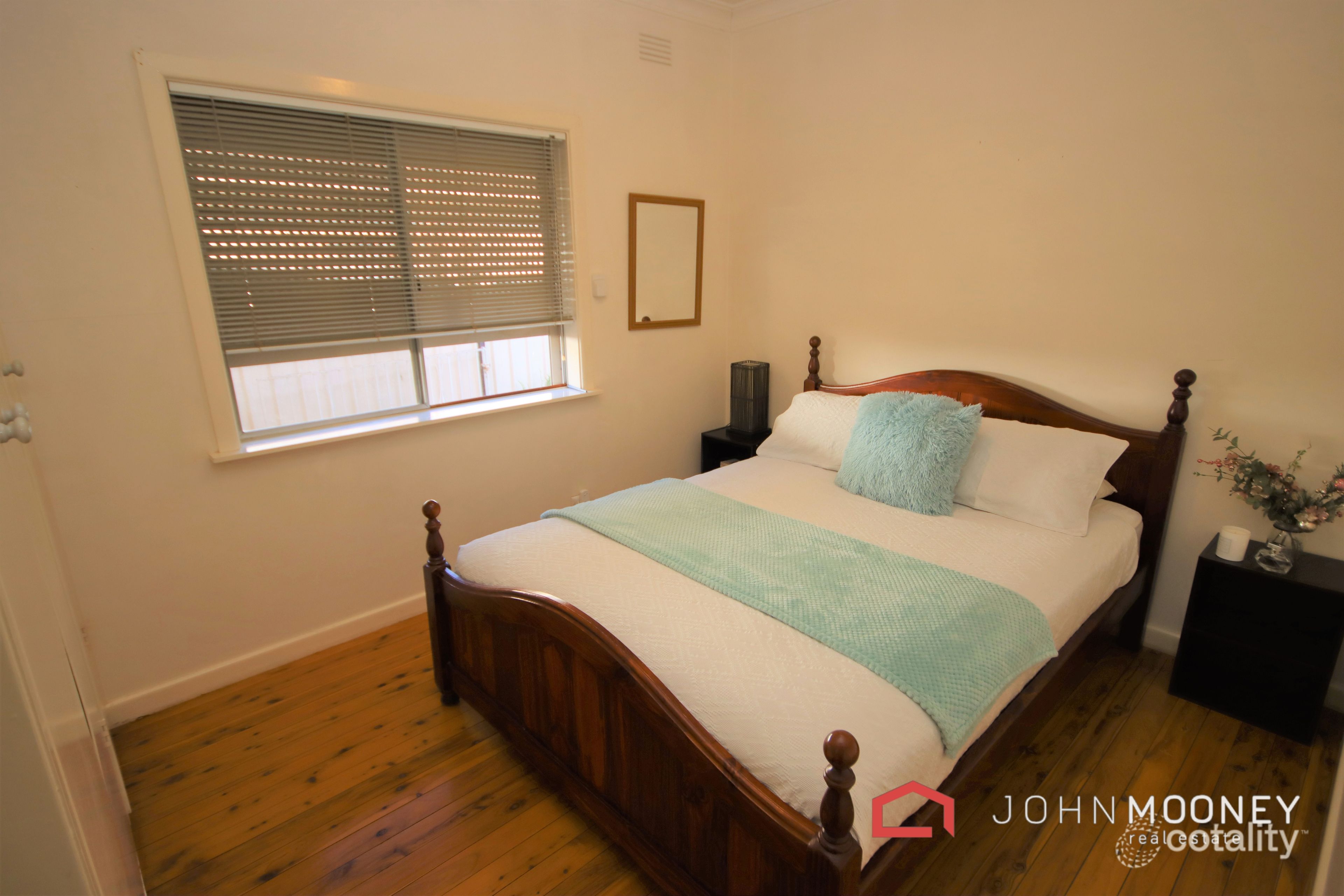 6 Boronia St, Kooringal, NSW 2650