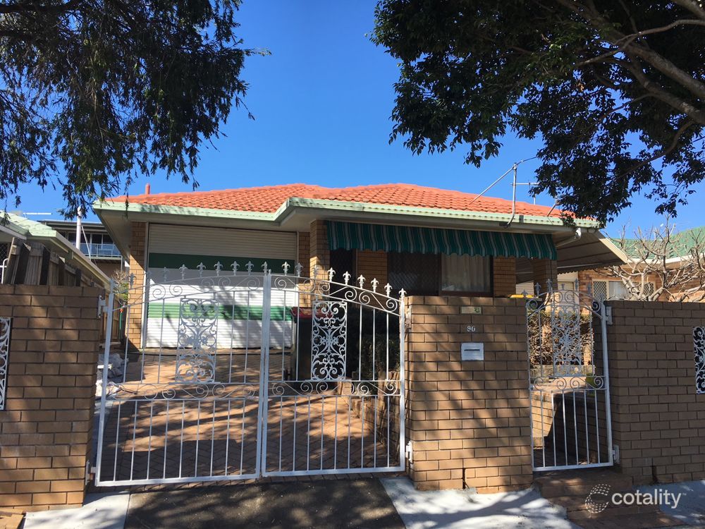 90 Pine St, Wynnum, QLD 4178