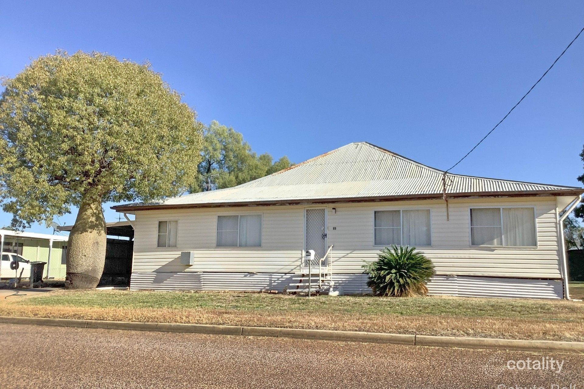 89 Cassowary St, Longreach, QLD 4730