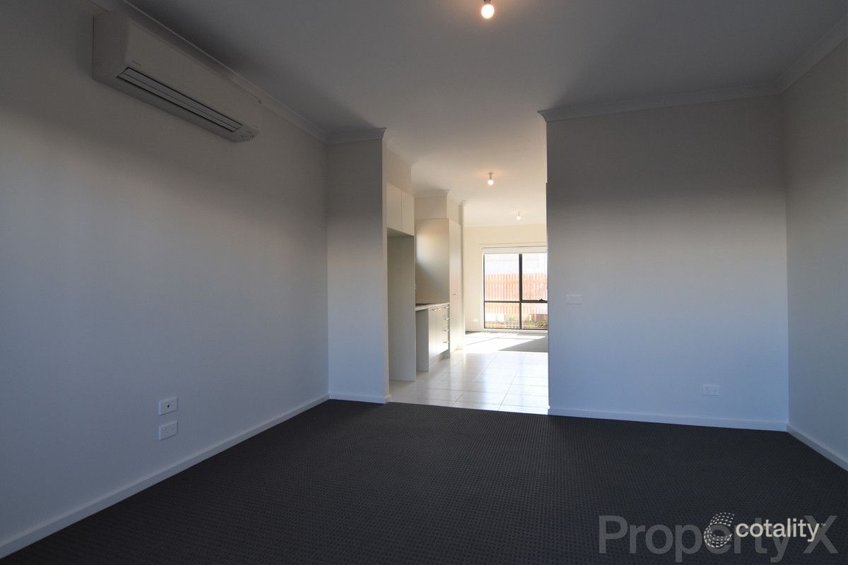 86 Queen Cct, Sunshine, VIC 3020