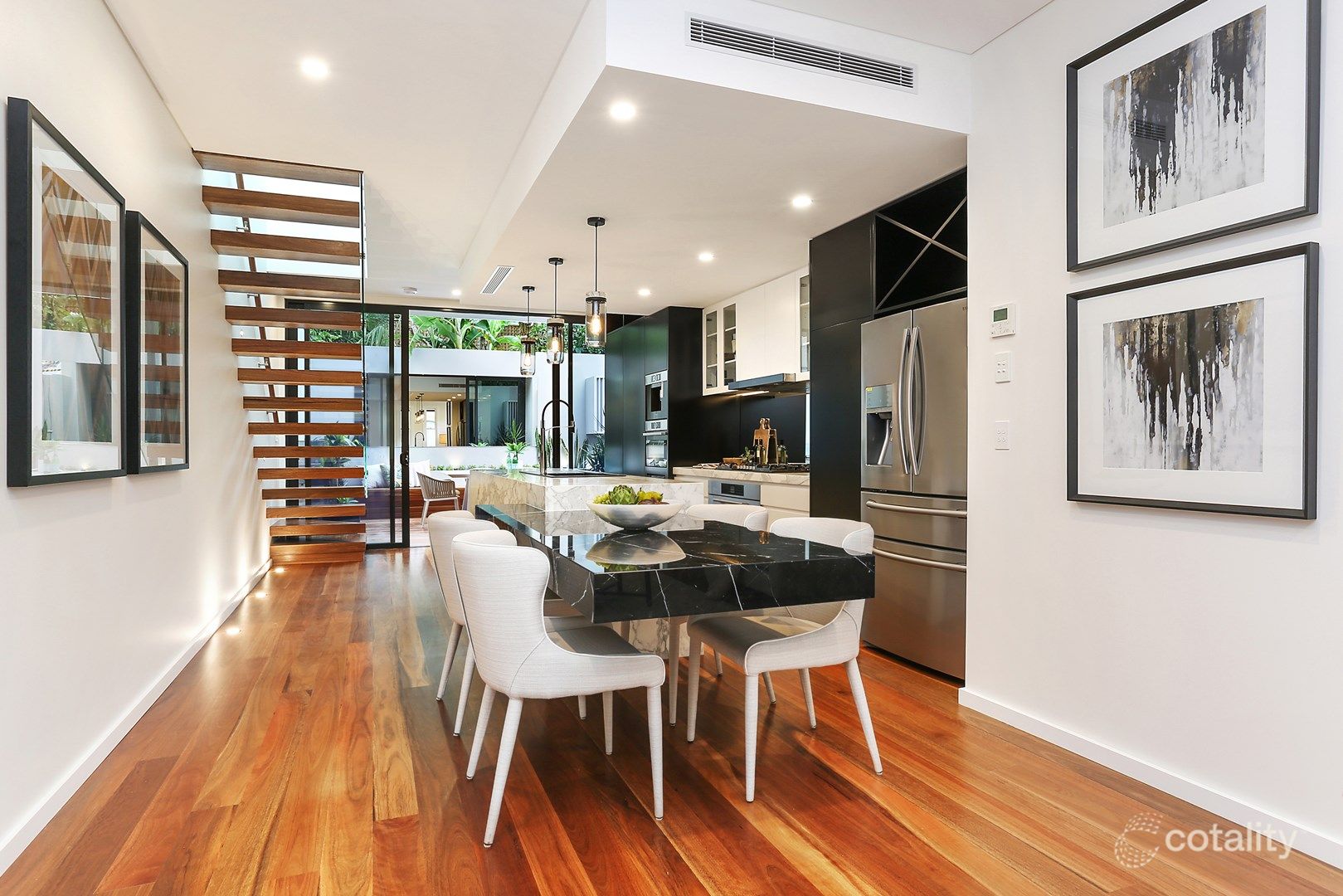 10 Hough St, Bondi Junction, NSW 2022