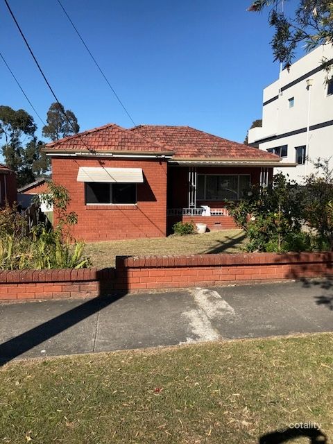94 Old Kent Rd, Mount Lewis, NSW 2190