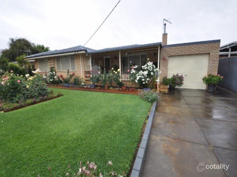 215 Knutsford Ave, Kewdale, WA 6105