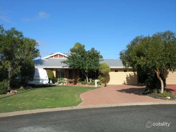 8 Skiff Ct, Waikiki, WA 6169