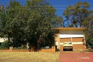 66 Hogg St, Rockville, QLD 4350