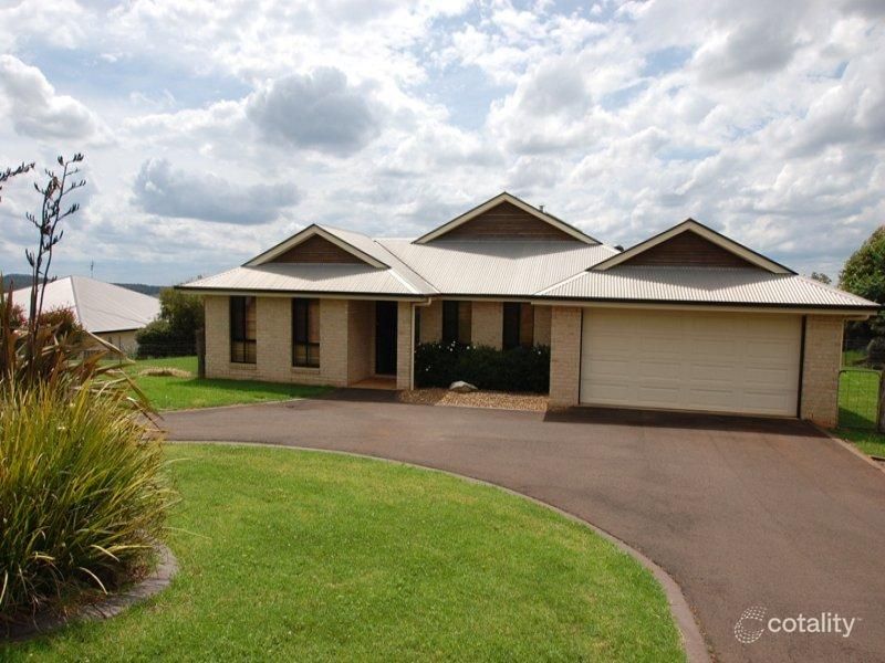 24 Berghofer Dr, Highfields, QLD 4352