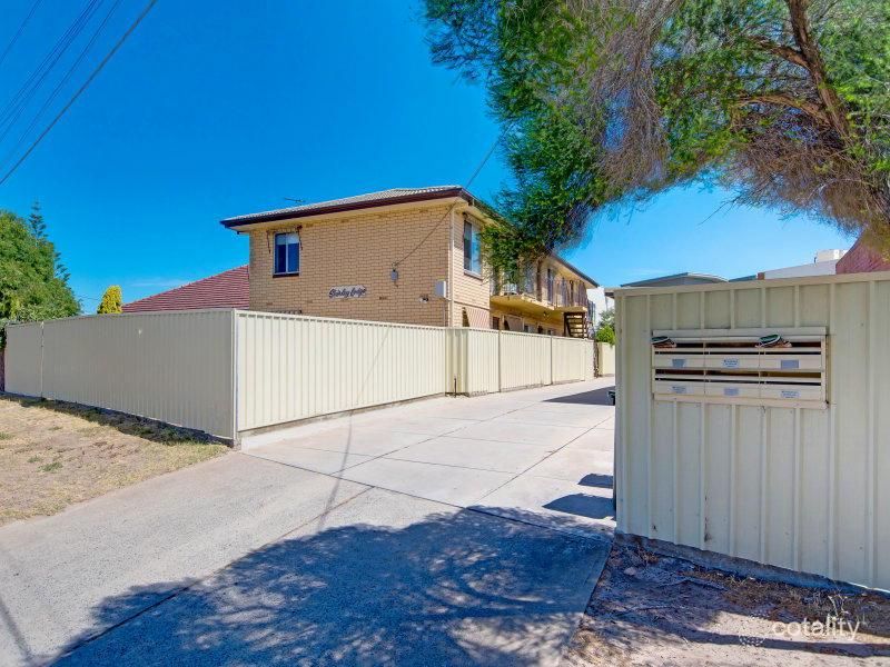 2/3 Shirley Cres, West Beach, SA 5024