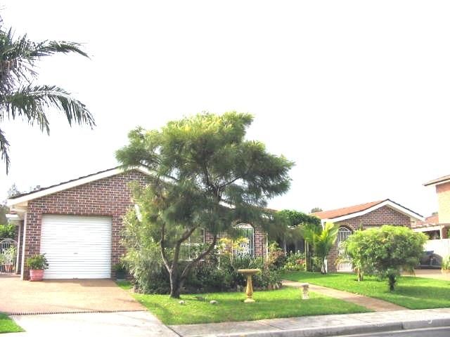 2/7 Windsor Pl, Tuncurry, NSW 2428