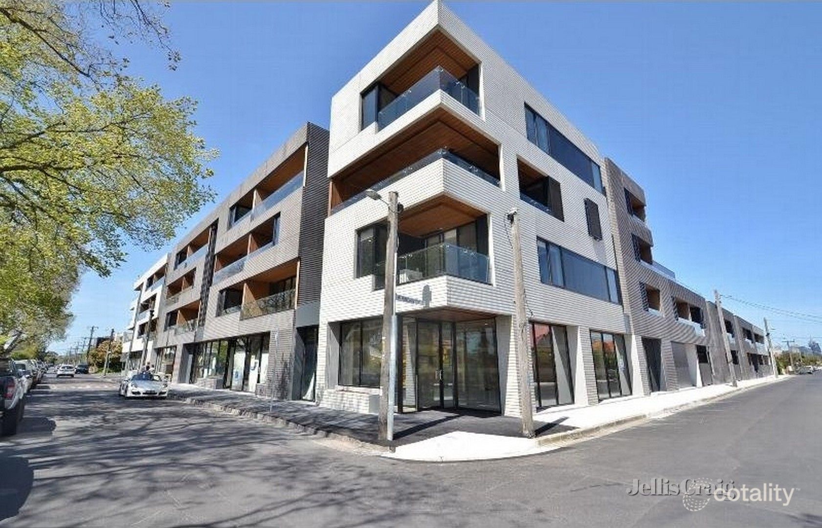 D210/42 Hutchinson St, Brunswick East, VIC 3057