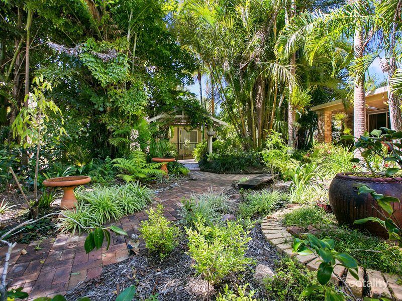 9 Mayflower Ct, Cooloola Cove, QLD 4580