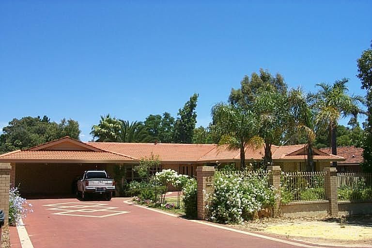 43 Coral Rd, Kalamunda, WA 6076