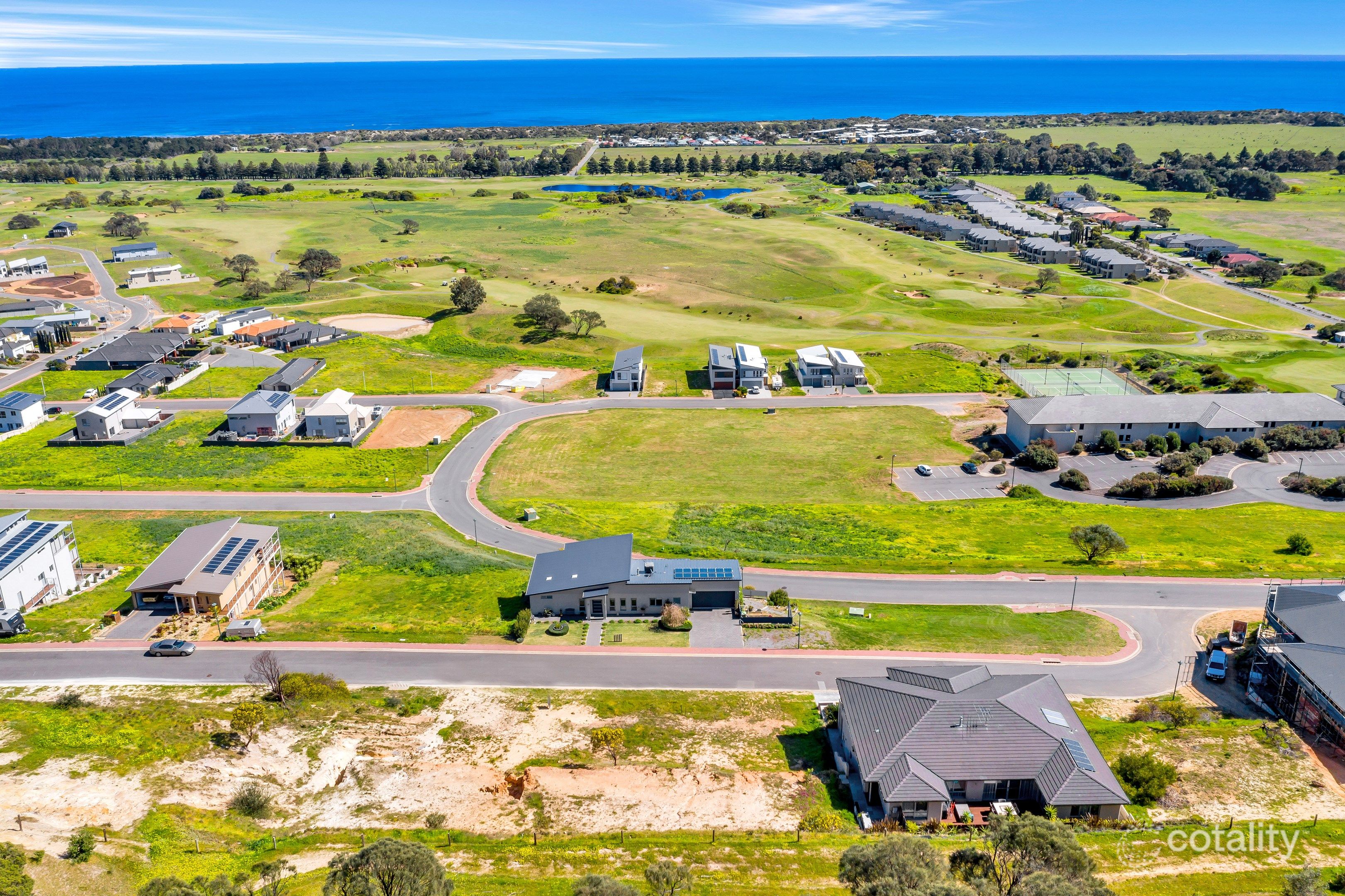 8 Cherry Hills Cres, Normanville, SA 5204