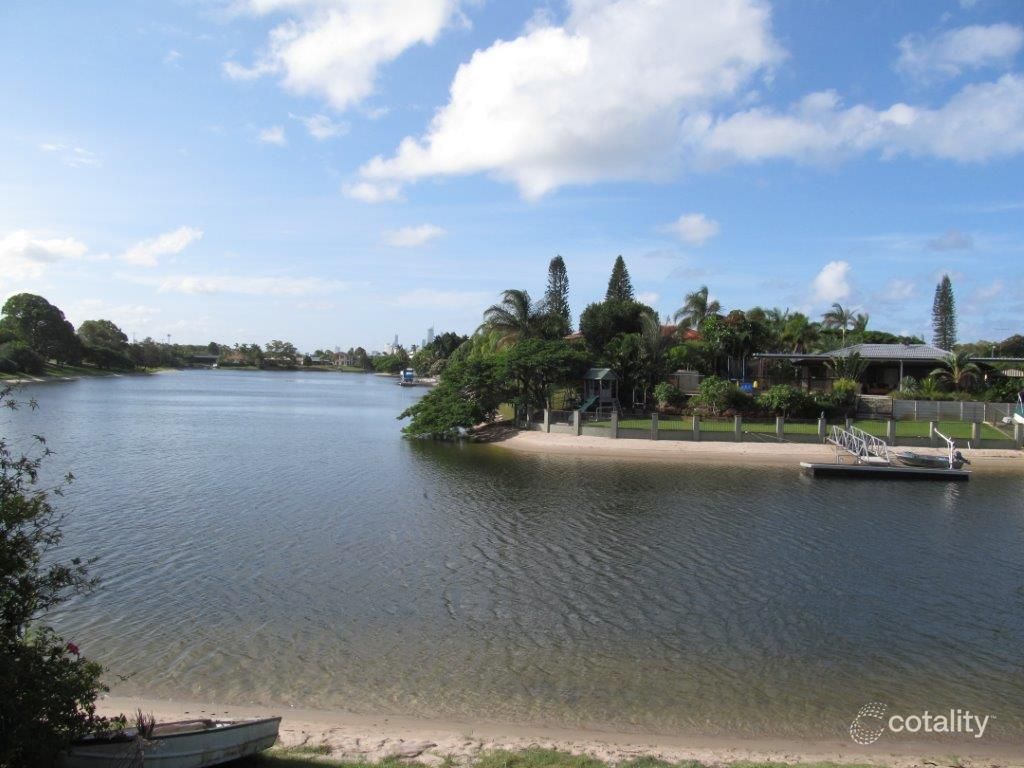 4/51 Karbunya St, Mermaid Waters, QLD 4218