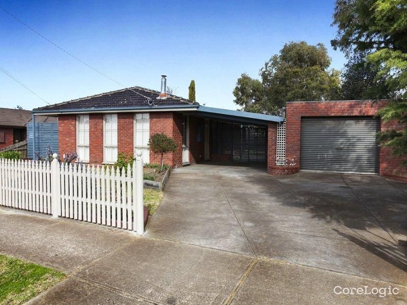 33 Monash St, Melton South, VIC 3338