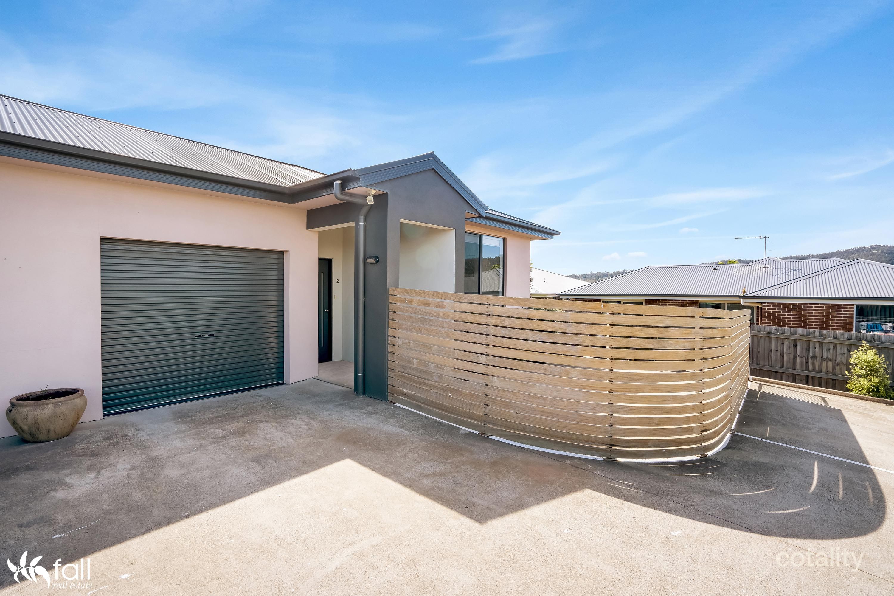2/36 Hance Rd, Howrah, TAS 7018