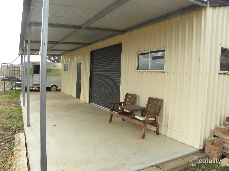 470 Chillingworks Rd, Young, NSW 2594