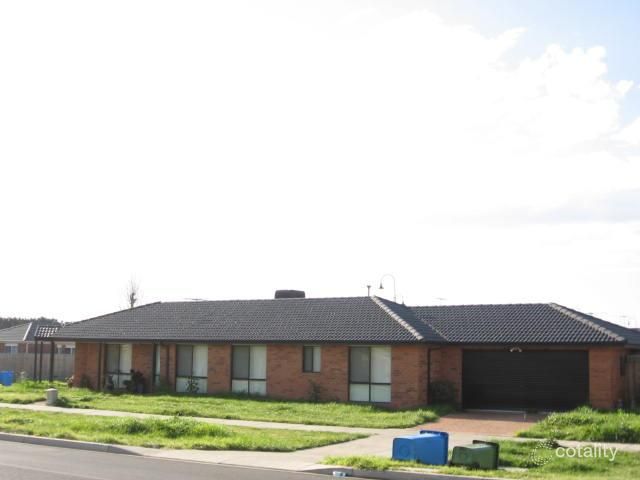 118 Golf Links Rd, Berwick, VIC 3806